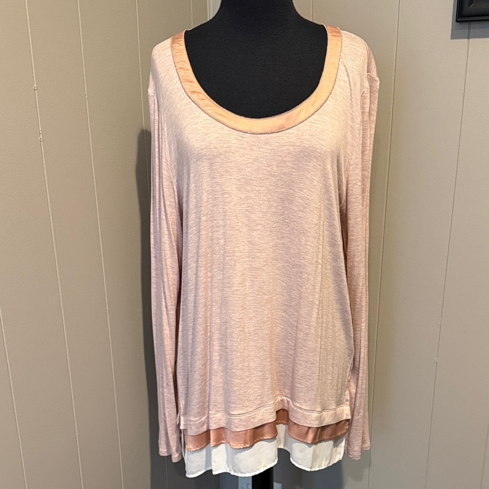 White House Black Market Women’s XL Blush Layered Long-Sleeve Scoop Top